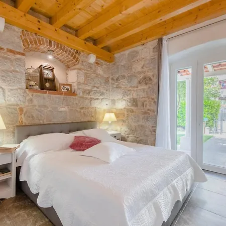 Jes Old Town Luxury Apartmán Split